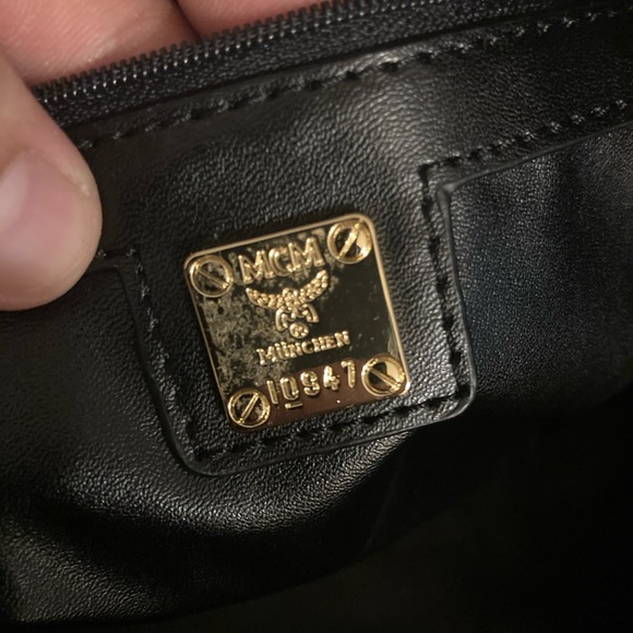 ๐ ๐ SOLD ๐ ๐ MCM Duffle Bag - Picture 7 of 11